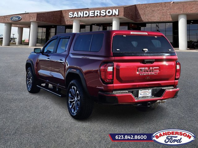 Used 2023 GMC Canyon Denali image 3