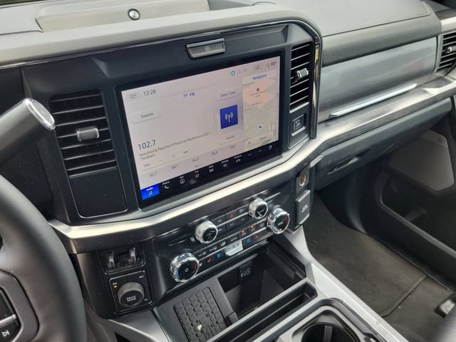 Certified 2025 Ford F450 Lariat AWD/4WD image 28