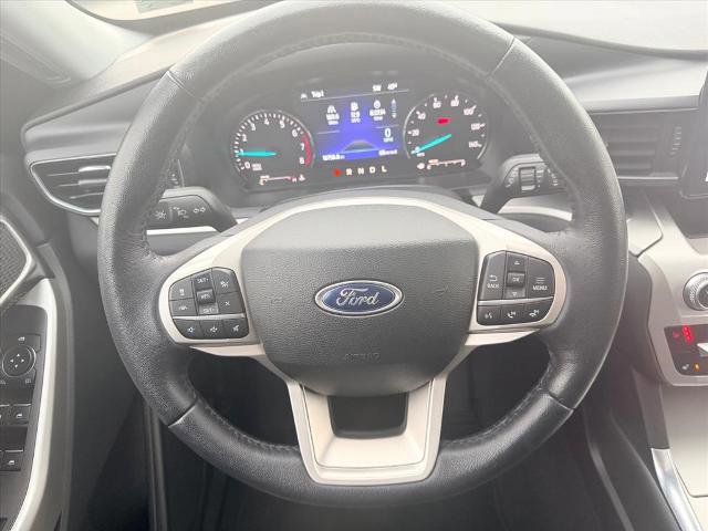 Certified 2022 Ford Explorer XLT w/ Equipment Group 202A image 20