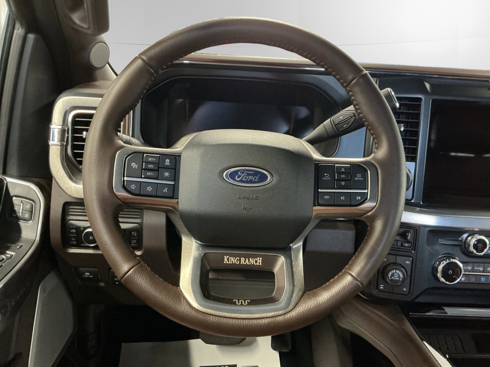 Certified 2025 Ford F350 King Ranch w/ Tremor Off-Road Package AWD/4WD image 12