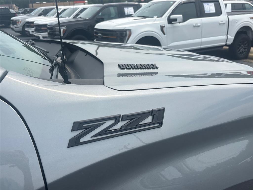 Used 2024 Chevrolet Silverado 1500 RST AWD/4WD image 11