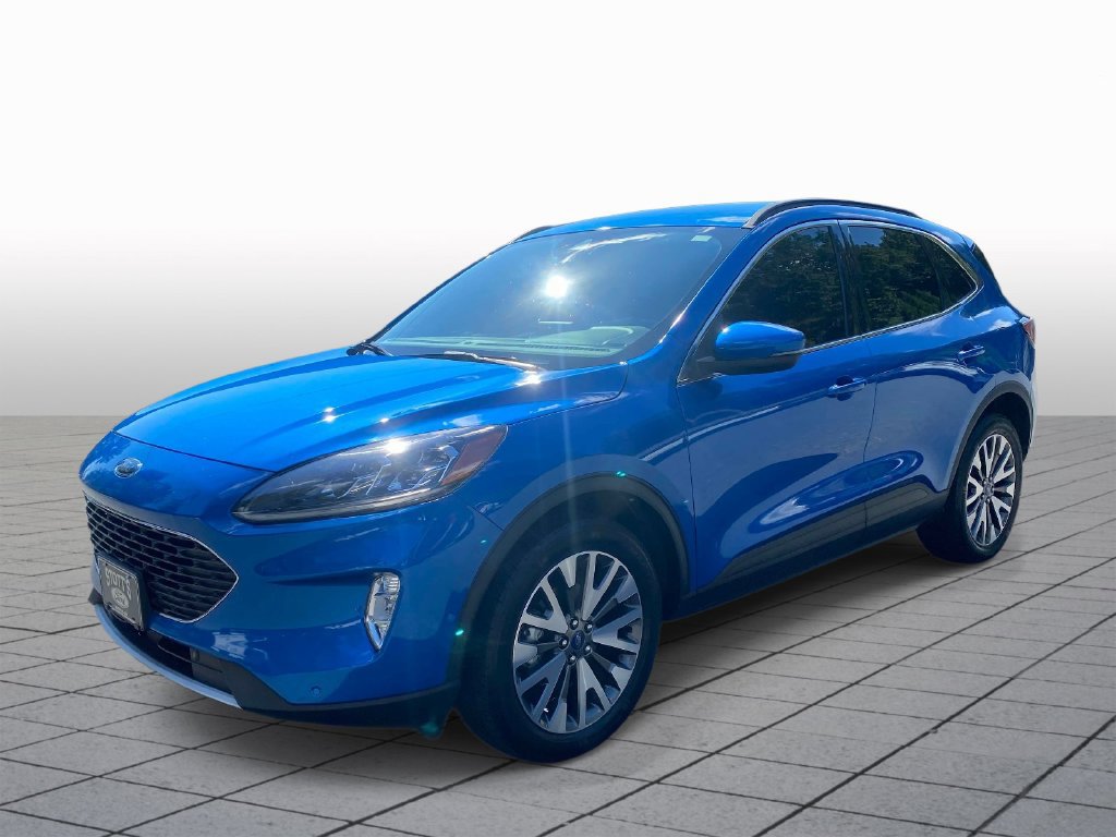 Certified 2020 Ford Escape Titanium AWD/4WD image 3