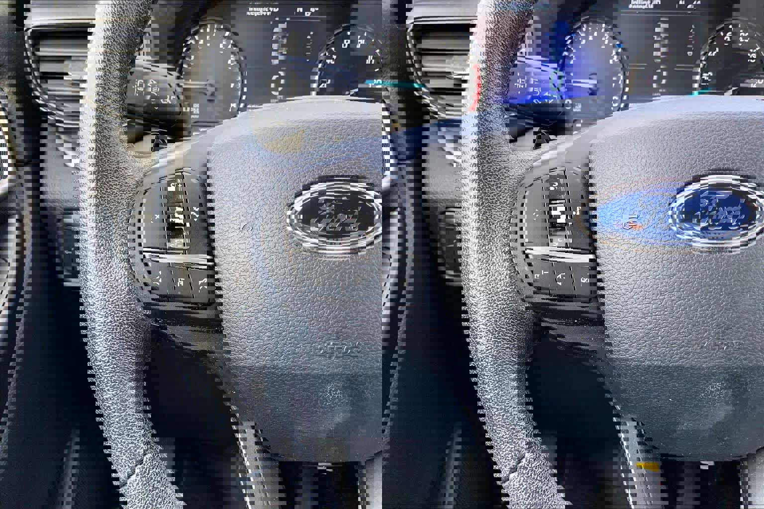 Certified 2020 Ford Explorer XLT w/ Comfort Package image 23