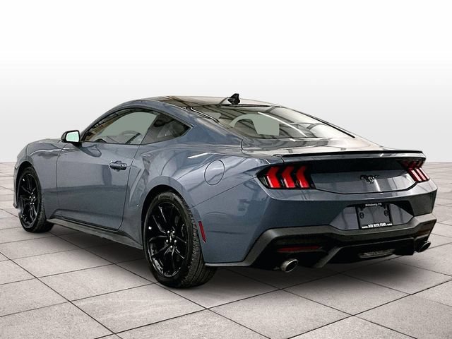 Certified 2025 Ford Mustang Coupe RWD image 10