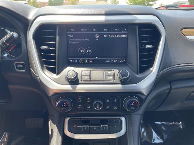 Used 2023 GMC Acadia SLE w/ Driver Convenience Package FWD image 23