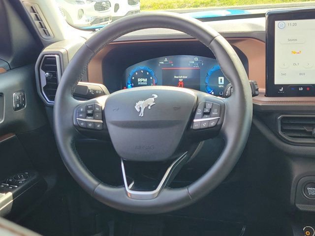 Certified 2025 Ford Bronco Sport Outer Banks w/ Outer Banks Tech Package+ AWD/4WD image 19
