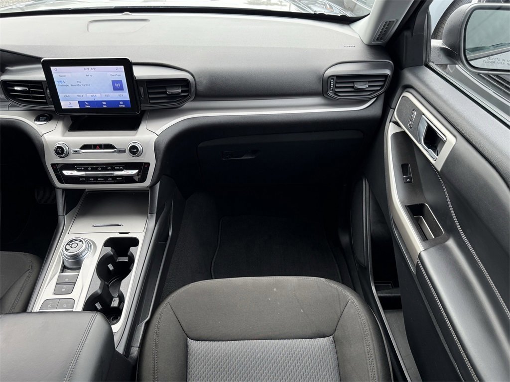 Certified 2024 Ford Explorer XLT image 17