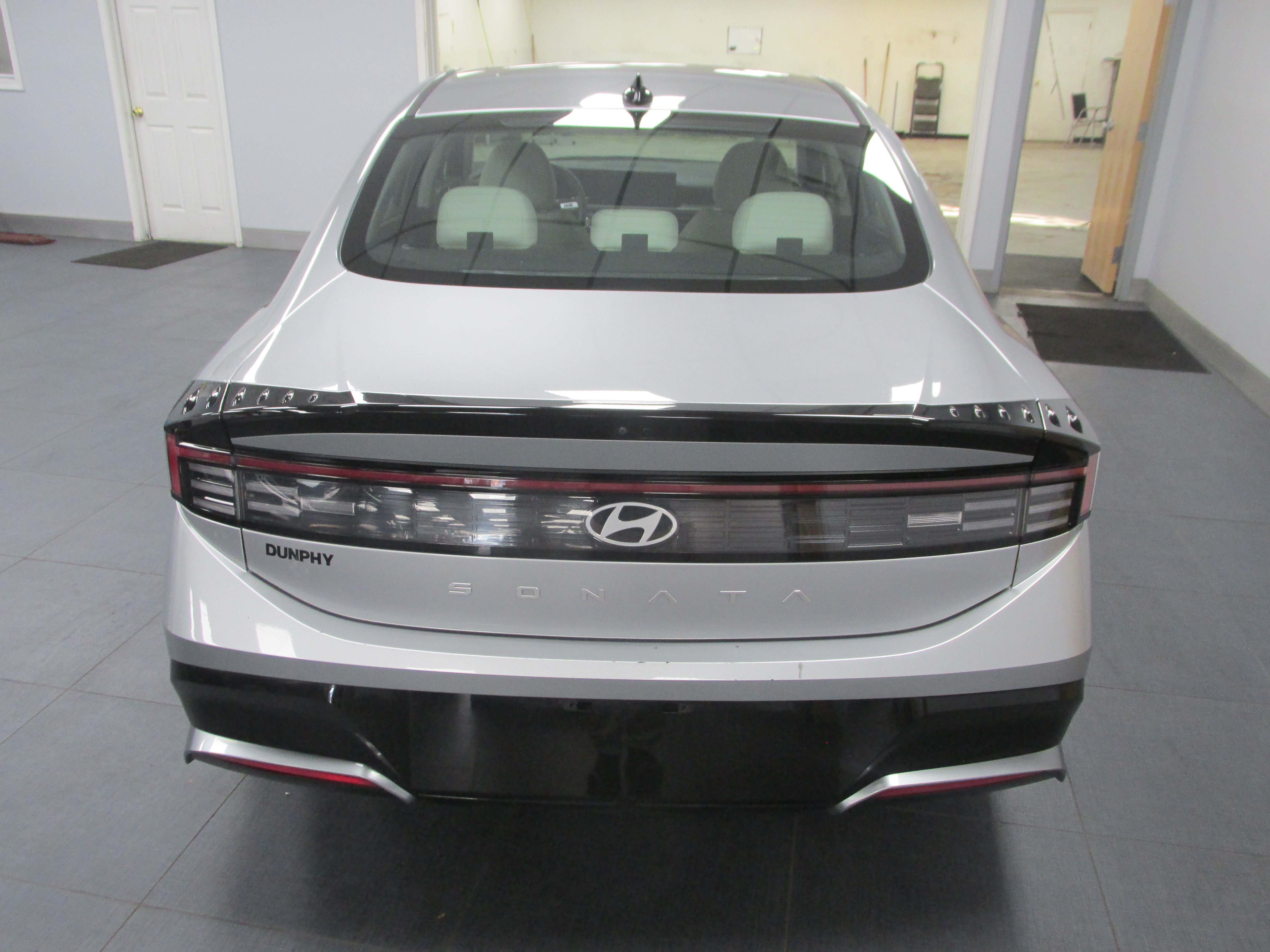 Used 2025 Hyundai Sonata SEL FWD image 5
