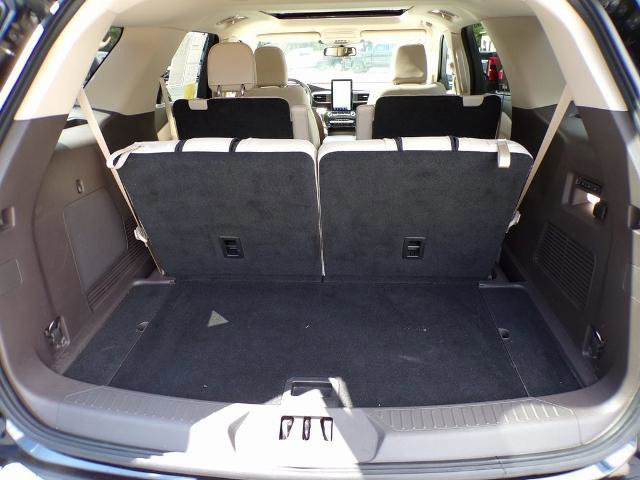 Certified 2022 Ford Explorer Platinum w/ Technology Package image 15