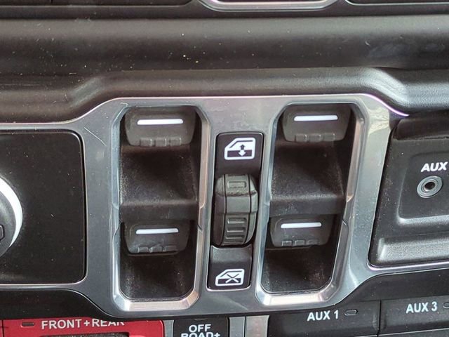 Used 2020 Jeep Gladiator Rubicon AWD/4WD image 23