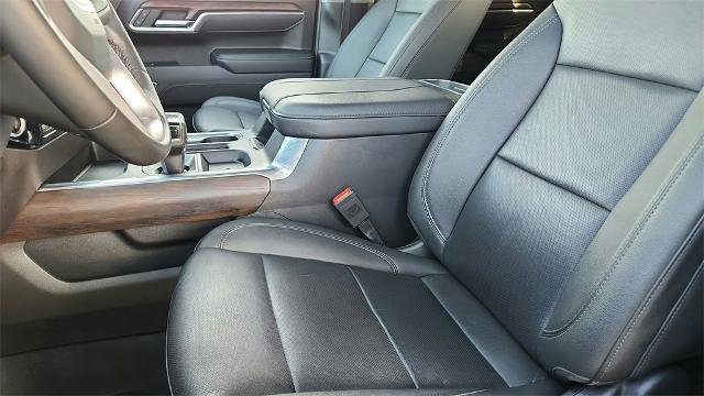 Used 2024 GMC Sierra 1500 SLT image 11