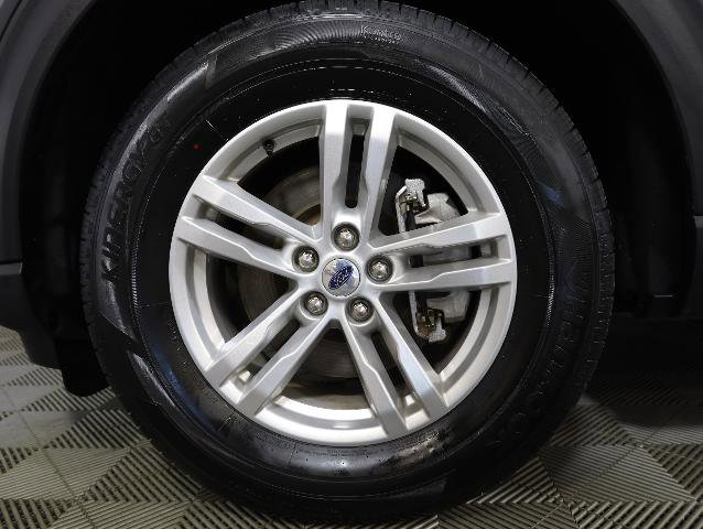 Certified 2023 Ford Explorer XLT w/ Equipment Group 202A image 26