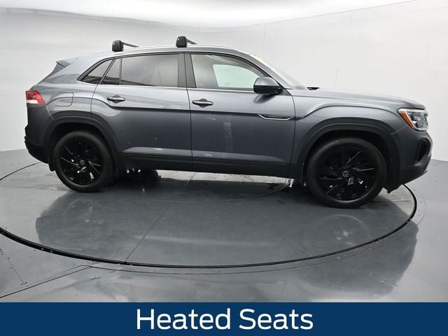 Used 2024 Volkswagen Atlas Cross Sport SE AWD/4WD image 12
