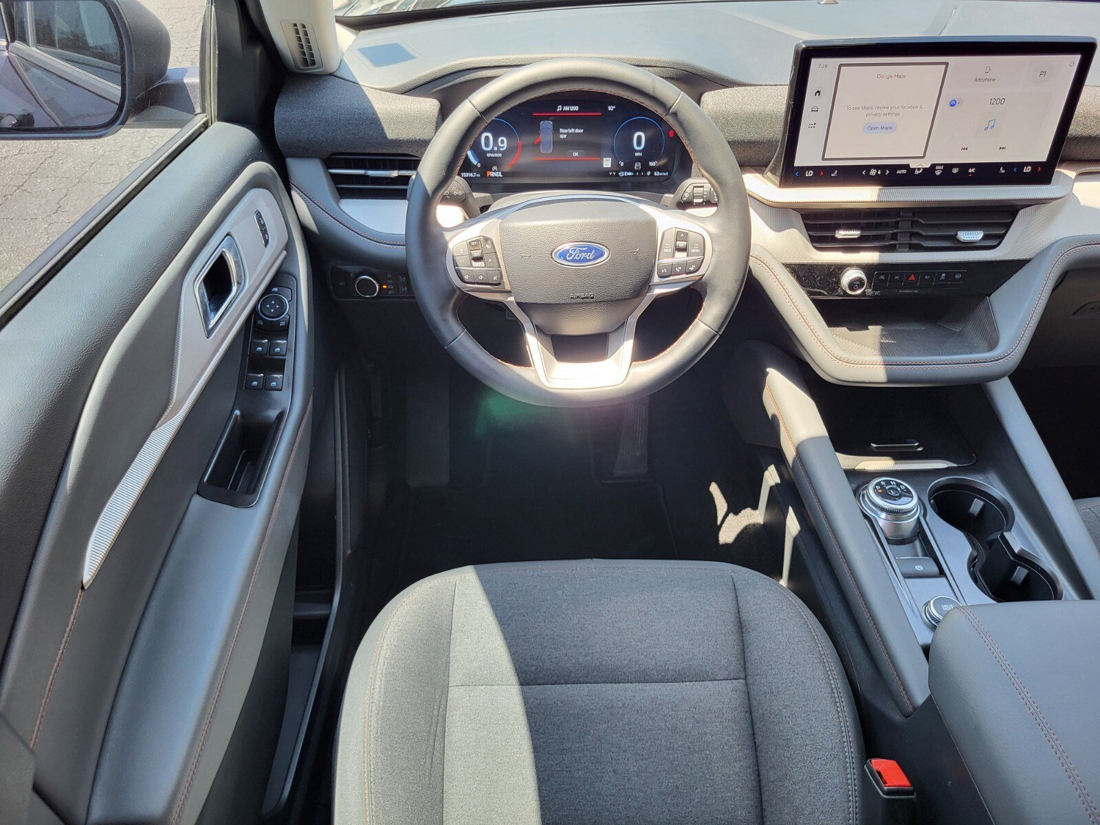 Certified 2025 Ford Explorer Active RWD image 14