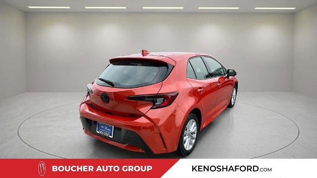 Used 2025 Toyota Corolla SE w/ SE Package FWD image 5