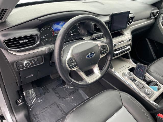 Certified 2022 Ford Explorer XLT w/ Equipment Group 202A image 29