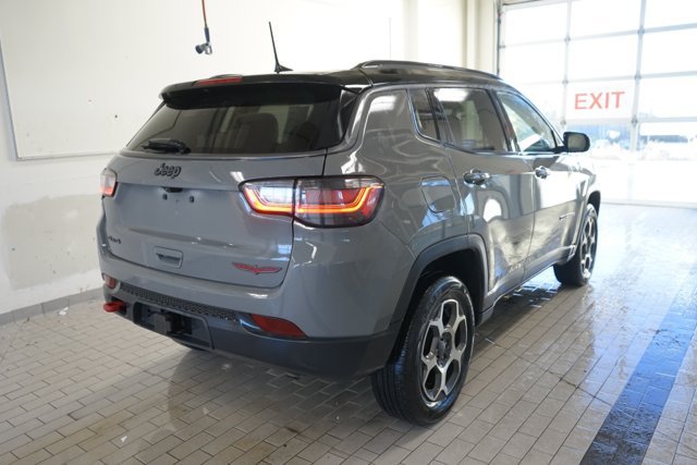 Used 2022 Jeep Compass Trailhawk w/ Trailhawk Elite Group AWD/4WD image 18