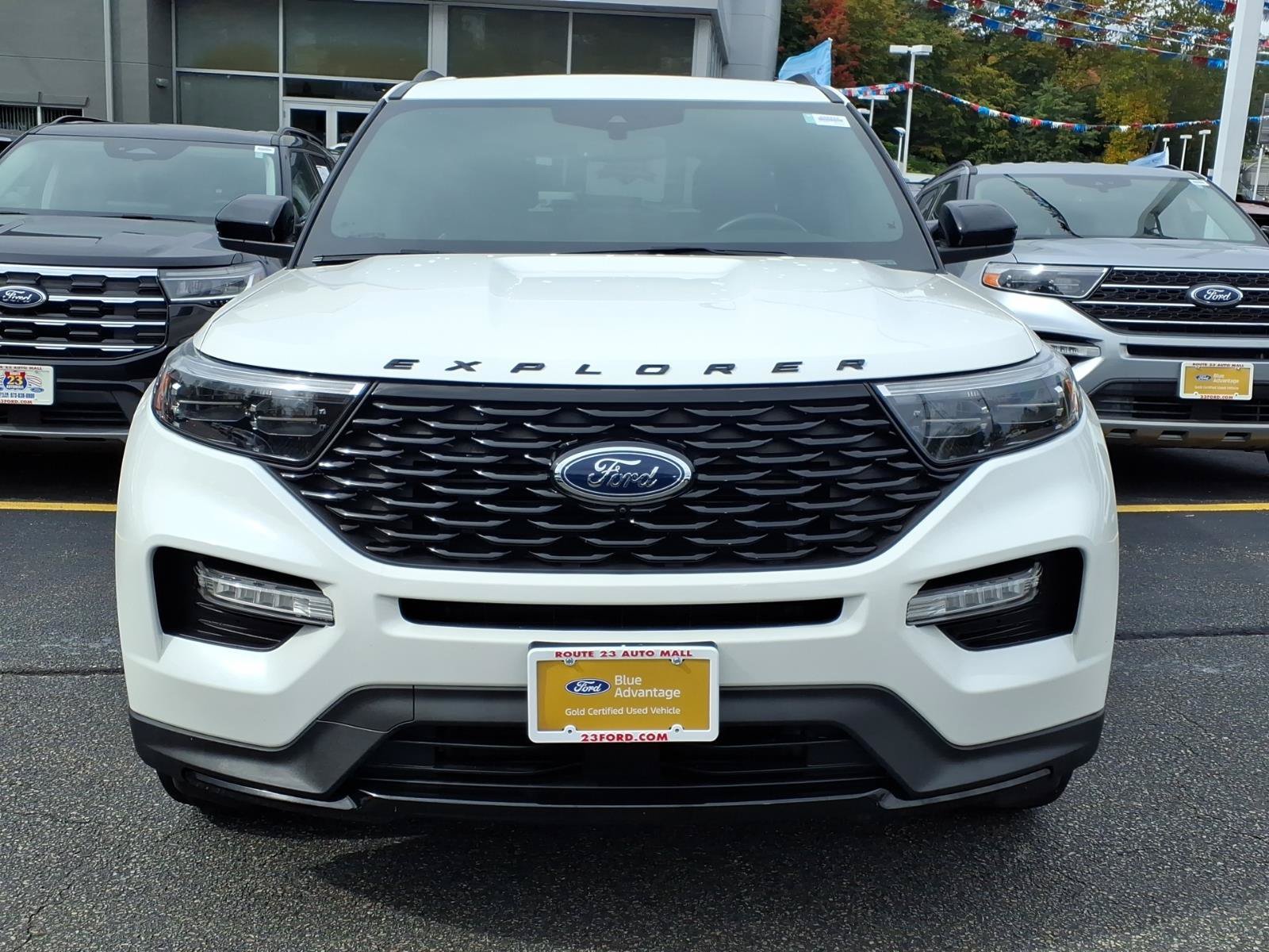Certified 2023 Ford Explorer ST-Line w/ Class IV Trailer Tow Package AWD/4WD image 2