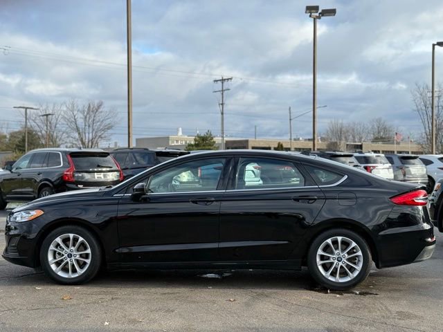 Certified 2020 Ford Fusion SE image 4