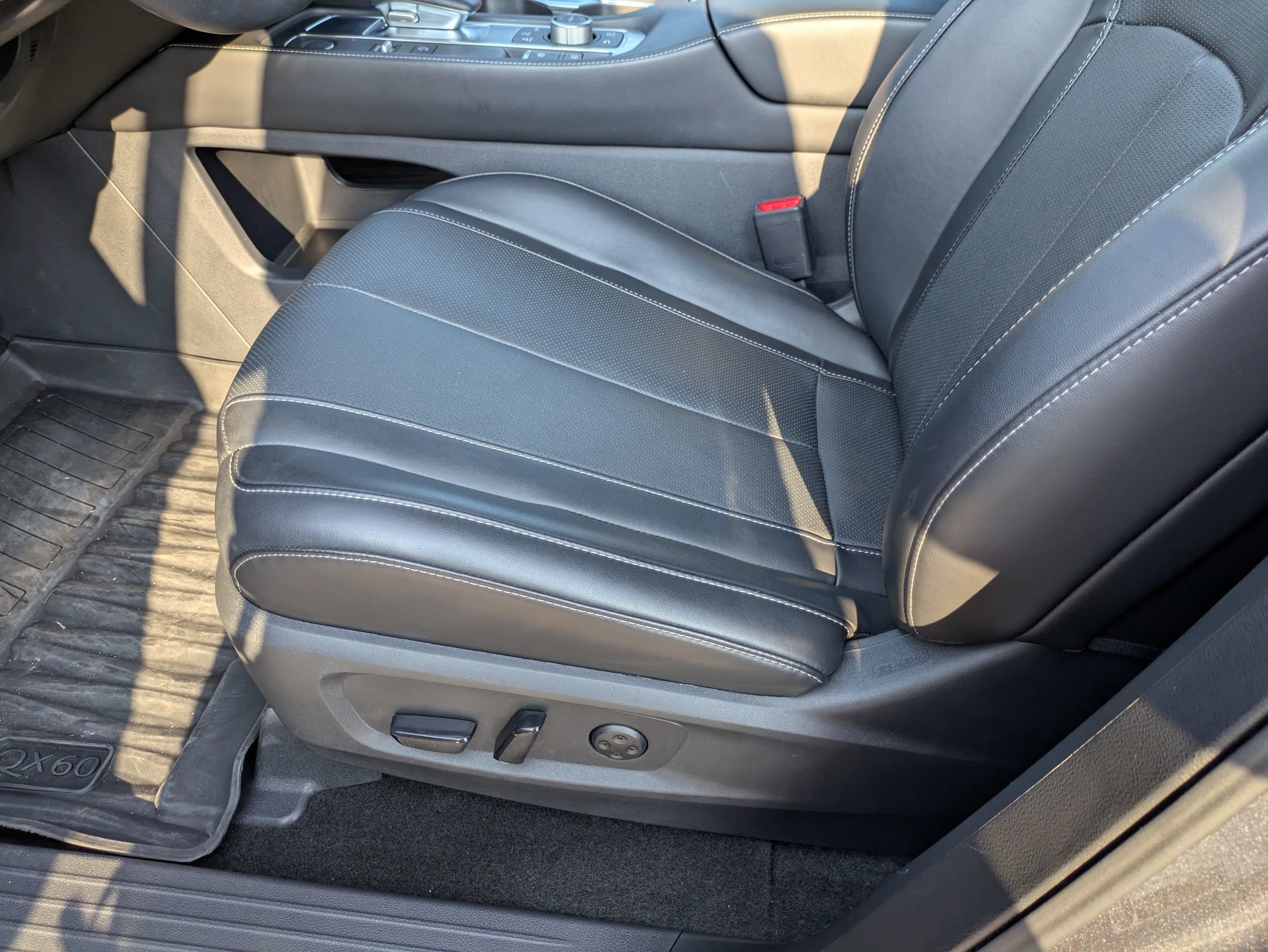 Used 2025 INFINITI QX60 Pure FWD image 13