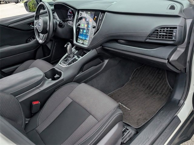 Used 2023 Subaru Outback Premium image 15