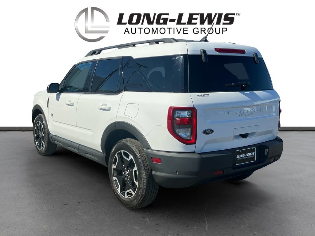 Certified 2023 Ford Bronco Sport Outer Banks w/ Tech Package AWD/4WD image 4