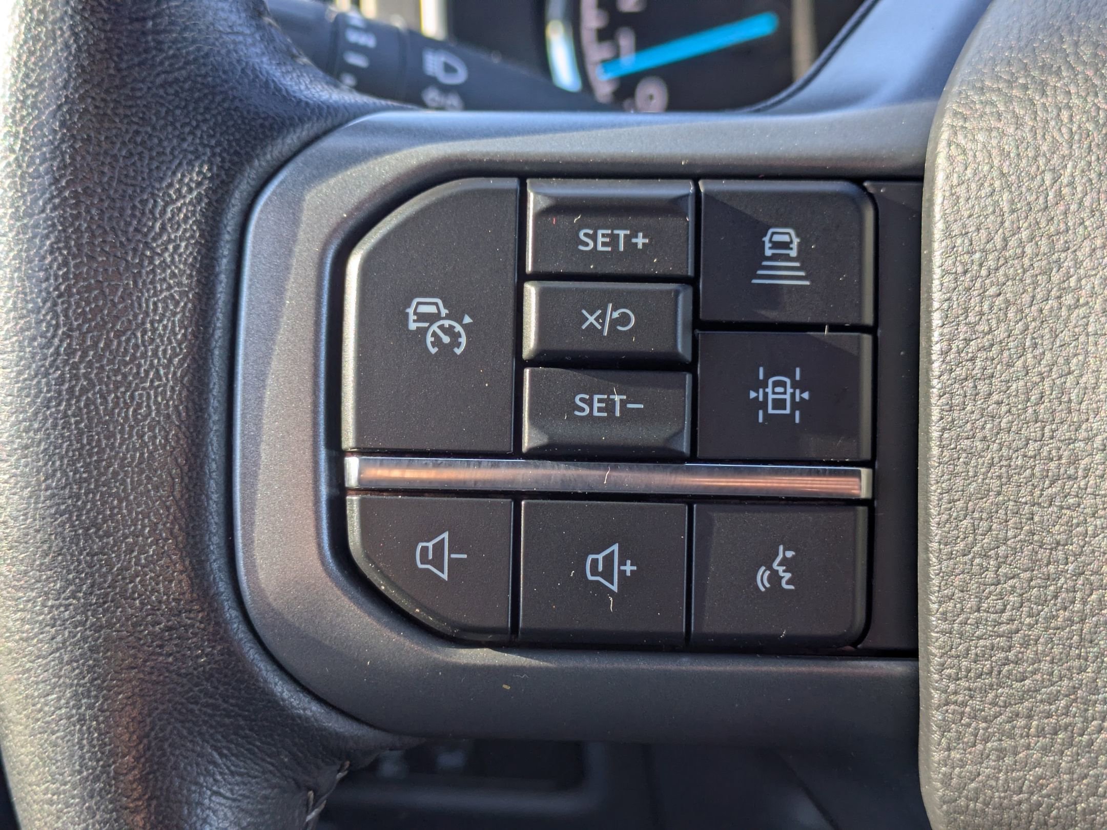 Certified 2022 Ford F150 XLT w/ Equipment Group 302A High image 15