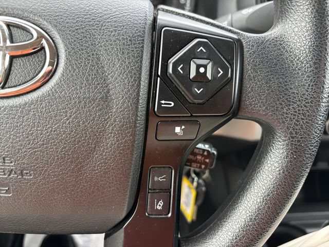 Used 2022 Toyota Tacoma SR AWD/4WD image 19
