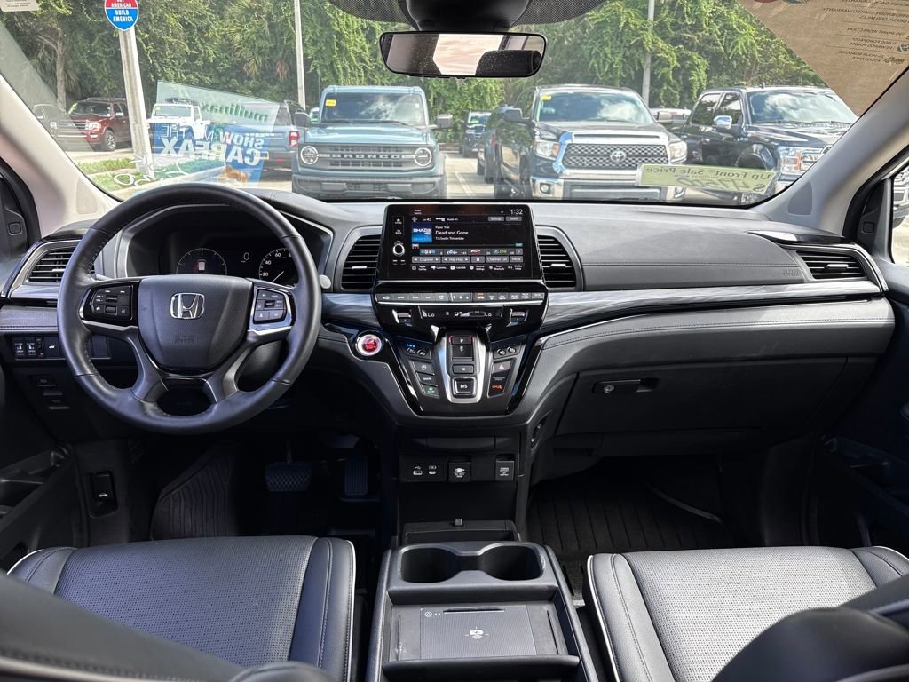 Used 2025 Honda Odyssey Elite image 10