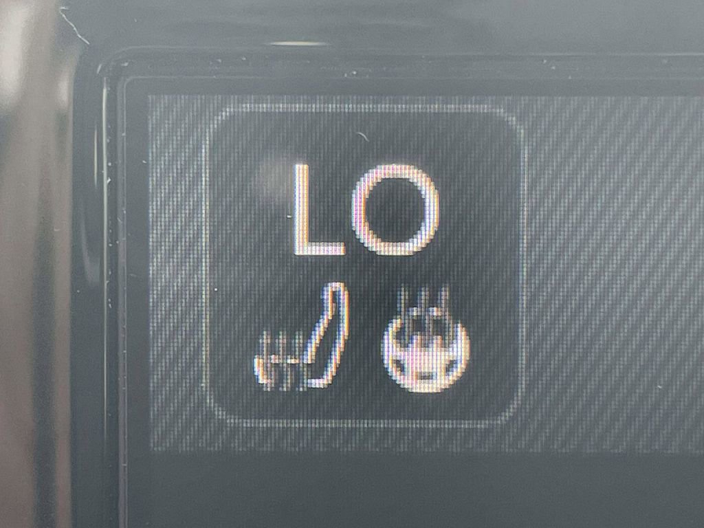 Used 2024 RAM 1500 Big Horn image 19