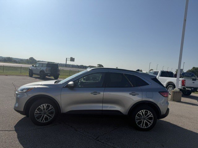 Certified 2022 Ford Escape SEL AWD/4WD image 6