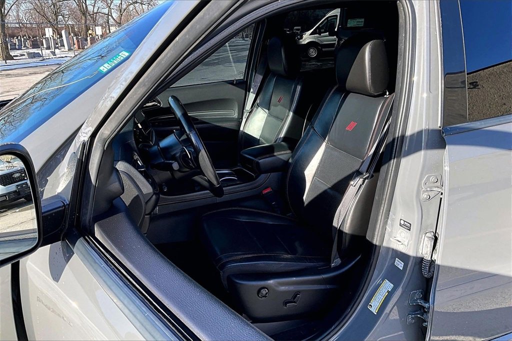 Used 2022 Dodge Durango R/T w/ Blacktop Package image 24