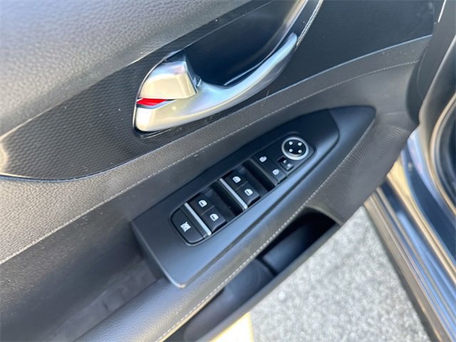 Used 2022 Kia Forte GT-Line w/ GT-Line Premium Package image 20