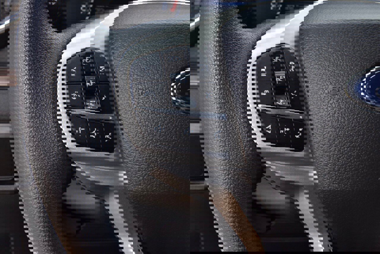 Certified 2022 Ford Explorer Limited w/ Limited Technology Package image 25