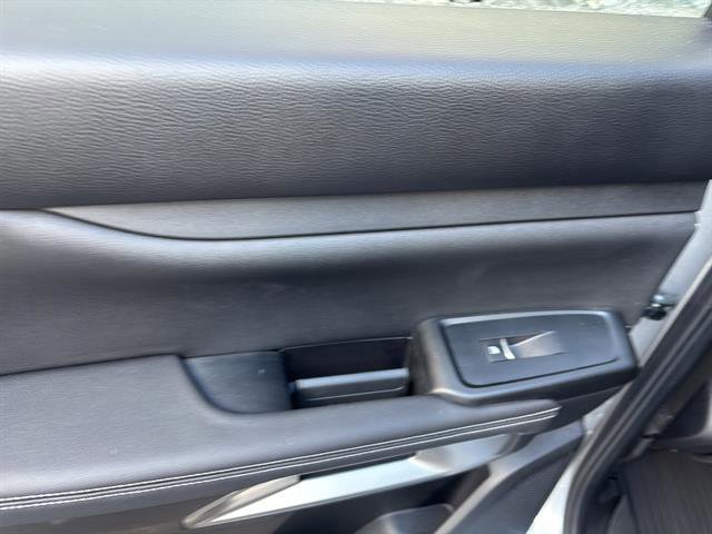 Certified 2024 Ford Ranger Lariat w/ Trailer Tow Package image 17