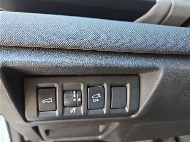 Used 2024 Subaru Outback Premium AWD/4WD image 21