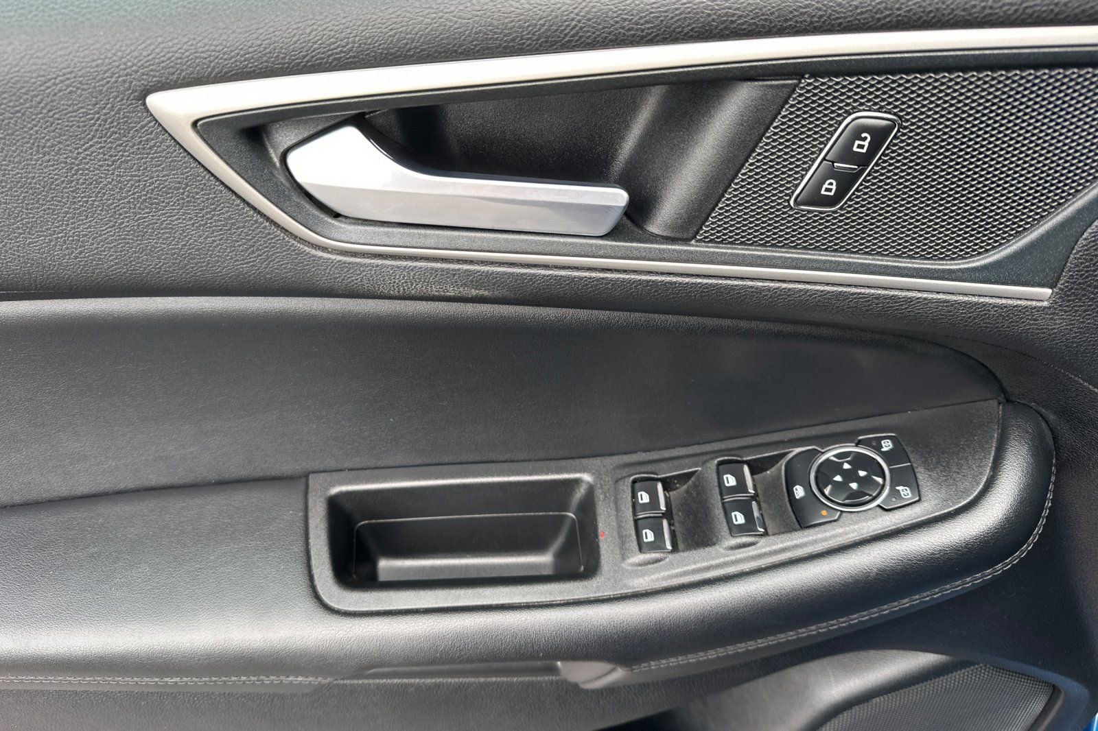 Certified 2024 Ford Edge SEL image 14