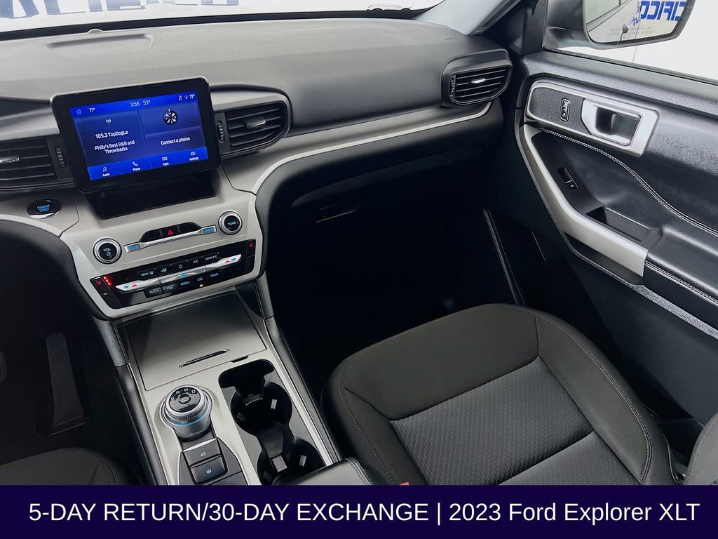 Certified 2023 Ford Explorer XLT image 28