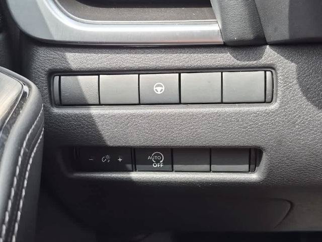 Used 2023 Nissan Rogue SV AWD/4WD image 16
