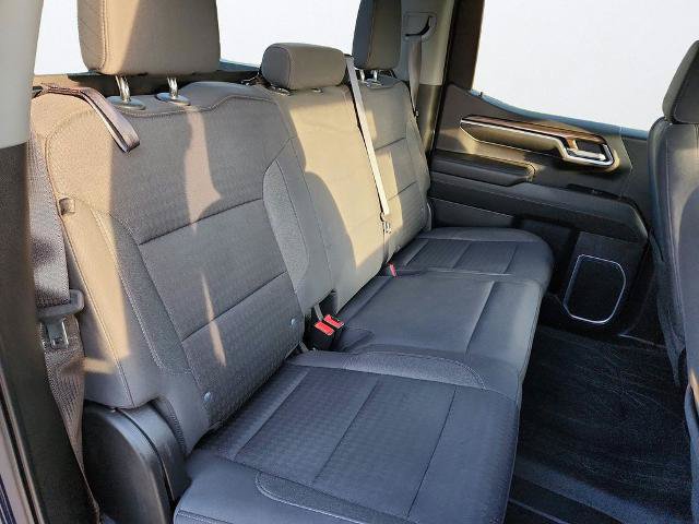 Used 2022 Chevrolet Silverado 1500 LT AWD/4WD image 23