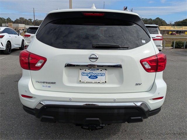 Used 2019 Nissan Pathfinder SV image 4