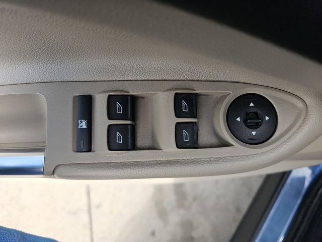 Certified 2018 Ford Escape SE FWD image 27