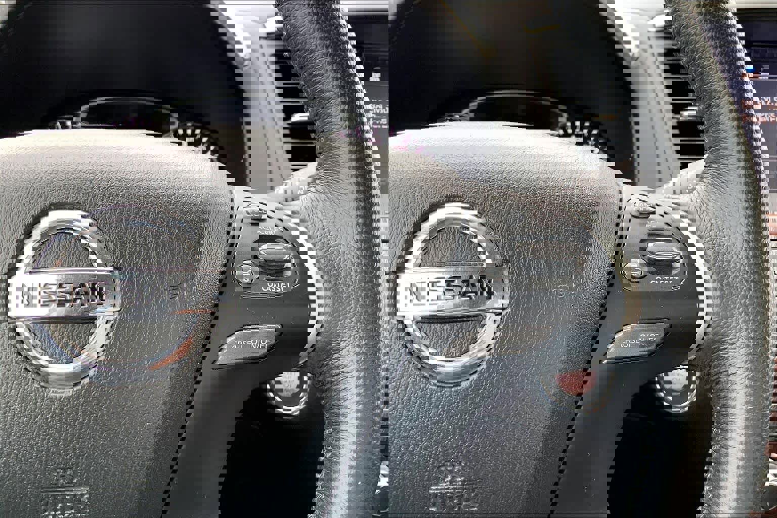 Used 2019 Nissan Pathfinder Platinum image 24