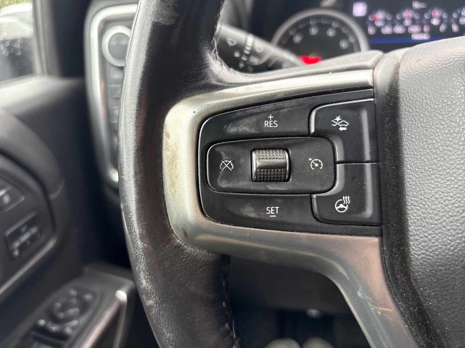 Used 2022 Chevrolet Silverado 2500 LTZ w/ LTZ Plus Package AWD/4WD image 19