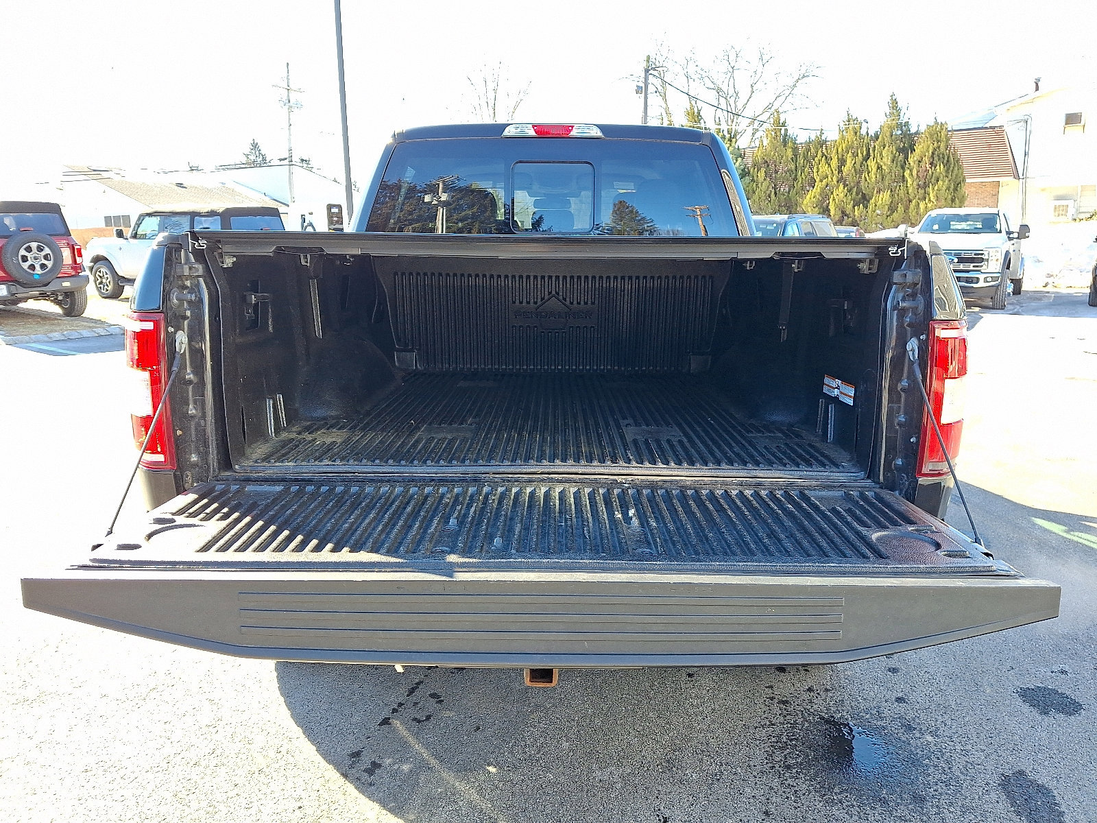 Certified 2019 Ford F150 Lariat image 29