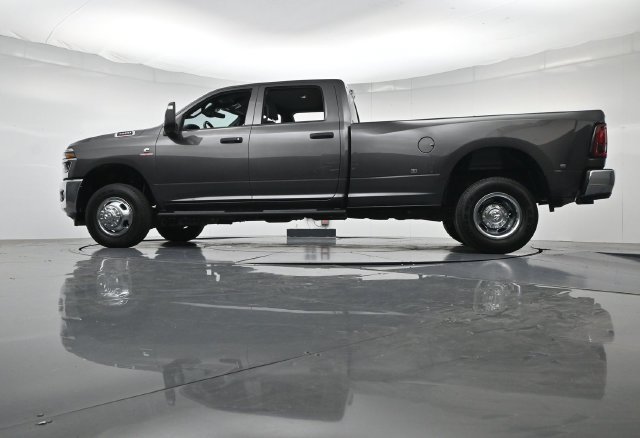 Used 2026 RAM 3500 Tradesman AWD/4WD image 34