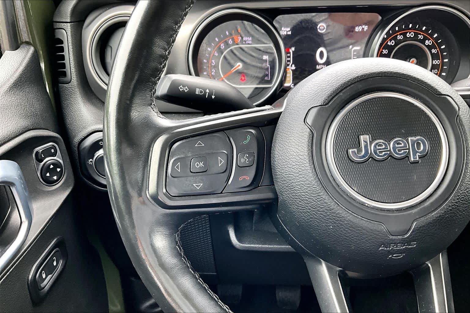 Used 2021 Jeep Wrangler Unlimited Sport AWD/4WD image 24