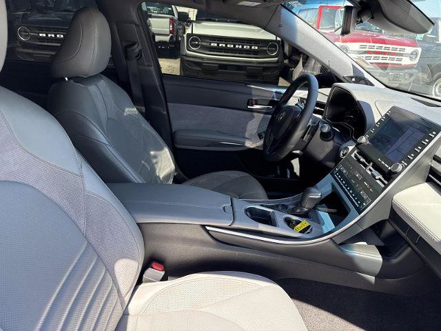 Used 2019 Toyota Avalon Touring w/ Advanced Safety Package FWD image 19