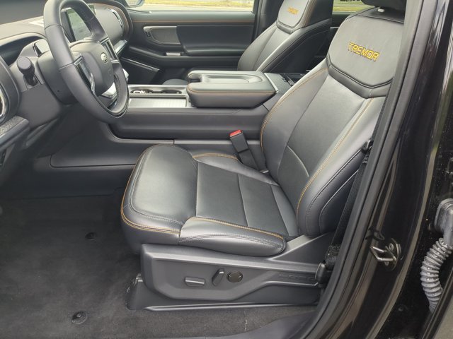 Certified 2025 Ford Expedition Tremor AWD/4WD image 16