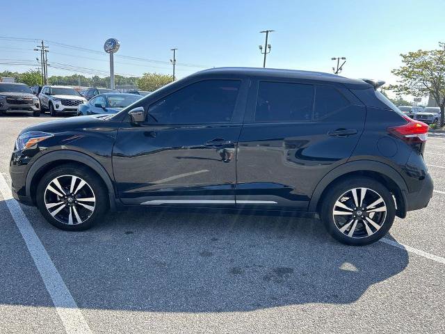 Used 2020 Nissan Kicks SR w/ SR Premium Package FWD image 7